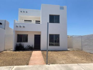 CASA EN MERIDA UBICADA EN LAS AMERICAS