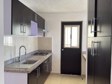 CASA EN MERIDA UBICADA EN LAS AMERICAS