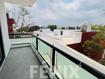 Casa en venta en zona Ánimas- Acabados premium y habitación en planta baja