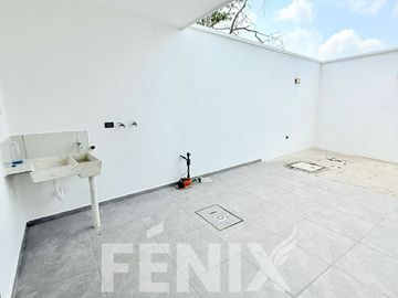 Casa en venta en zona Ánimas- Acabados premium y habitación en planta baja