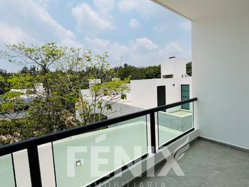 Casa en venta en zona Ánimas- Acabados premium y habitación en planta baja