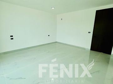 Casa en venta en zona Ánimas- Acabados premium y habitación en planta baja