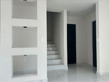 Estrena casa en privada
