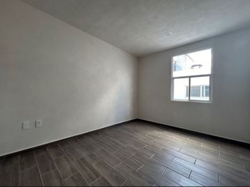 Estrena casa en privada