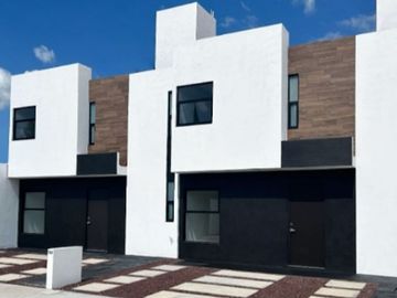 Estrena casa en privada