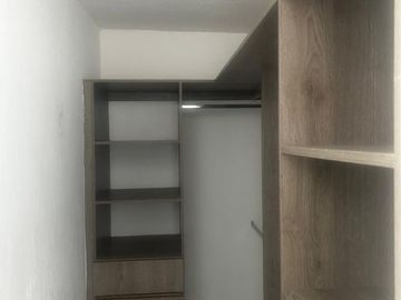 Casa en venta en Fracc Madeiras, muy cerca de valle imperial