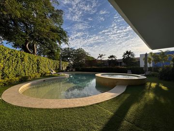 Amplio Departamento La Primavera Planta Baja