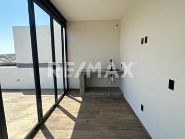 Casa en Venta en Valle Imperial - (3)