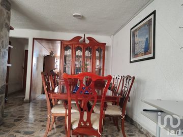 Casa en Juventino Rosas