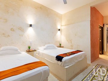 Oportunidad para inversionistas: Casa en Venta en centro histórico de Merida funcionando como hostal.