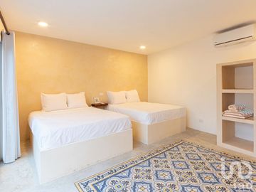 Oportunidad para inversionistas: Casa en Venta en centro histórico de Merida funcionando como hostal.