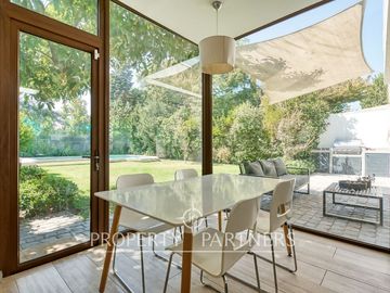 Moderna e impecable casa cercana a Sport francés, colegios.,excelente conectividad
