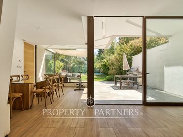 Moderna e impecable casa cercana a Sport francés, colegios.,excelente conectividad