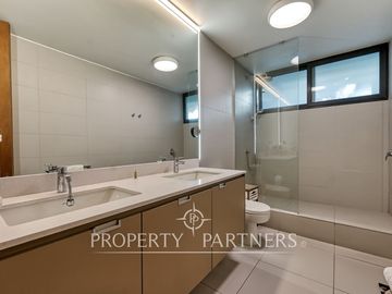 Amplio departamento con amenities en La Dehesa Central a pasos del Portal La Dehesa