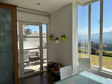 Vendo casa 4 dormitorios en Vista Grande