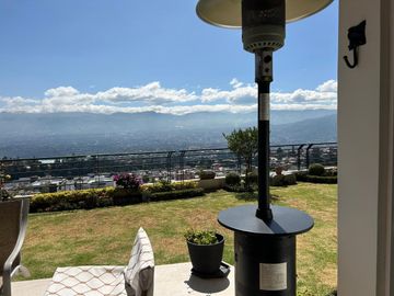 Vendo casa 4 dormitorios en Vista Grande