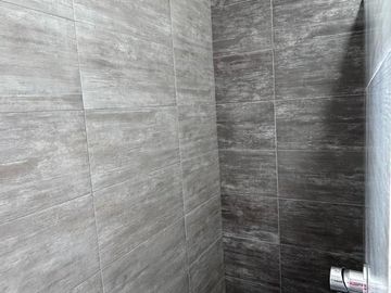 Vendo hermosa casa en Urbanización La Viña