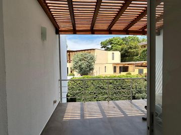 Vendo hermosa casa en Urbanización La Viña