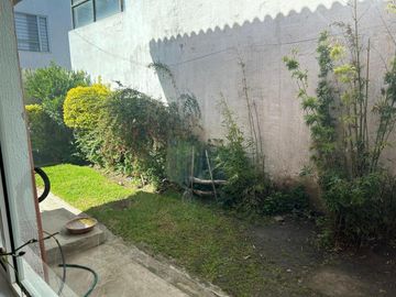 vendo casa en La Cerámica, Tumbaco