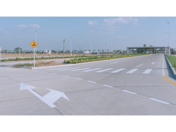 VA DURAN-YAGUACHI KM 10.5, PIADY solar industrial de 5000 m2