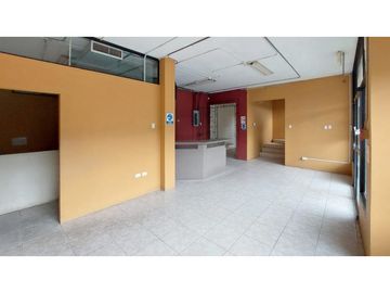Via Daule se alquila bodega de 4000 m2