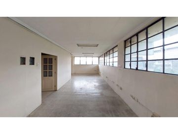 Via Daule se alquila bodega de 4000 m2