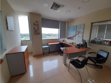 Edificio Corporativo en venta en San Eduardo, Norte de Guayaquil