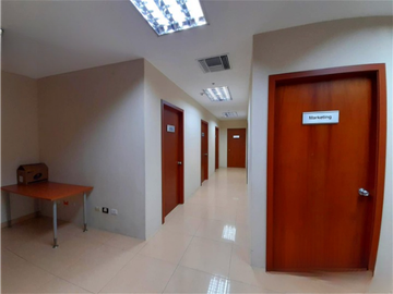 Edificio Corporativo en venta en San Eduardo, Norte de Guayaquil