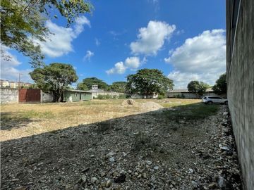 Via costa se vende o alquila bodega de 2043 m2 (sector industrial)