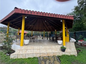 QUINTA EN VENTA EN FRACC MONTE SUR EN MONTEMORELOS NUEVO LEON