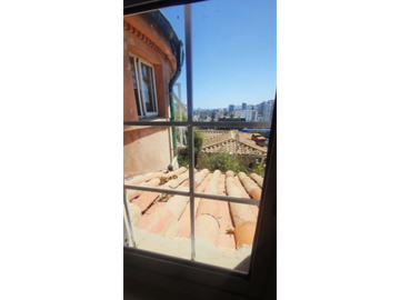 Encanto Alemán en Viña del Mar – Casa Única en Traslaviña