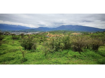 Parcela de 5800m² en Barrio Consolidado
