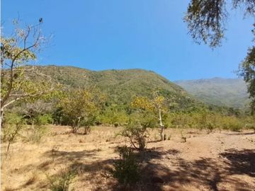 VENTA DE TERRENO EN COLLIGUAY – 122 HS CON AGUA,INFRAESTRUCTURA