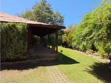 VENTA DE TERRENO EN COLLIGUAY – 122 HS CON AGUA,INFRAESTRUCTURA