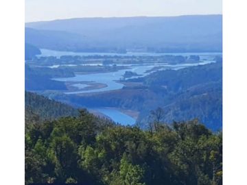 ¡A tan solo 40 km de Valdivia, descubre tu refugio natural!