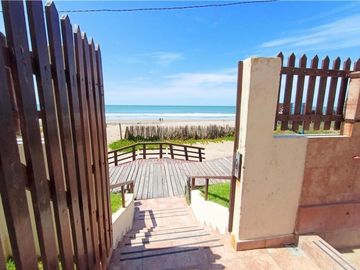 Departamento en venta - 2 Dormitorios 1 Baño - Villa Gesell
