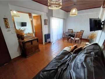 Departamento en venta - 2 Dormitorios 1 Baño - Villa Gesell