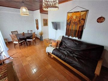 Departamento en venta - 2 Dormitorios 1 Baño - Villa Gesell