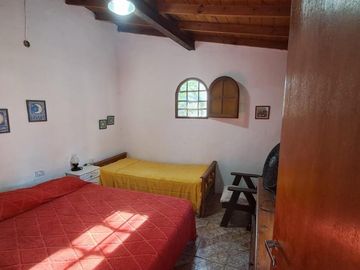 Casa en venta - 2 Dormitorios 1 Baño - Villa Gesell