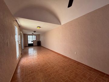 VENTA DE CASA GEO VILLAS SAN JACINTO - ZONA FINSA Y VW