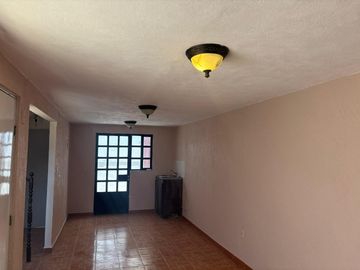 VENTA DE CASA GEO VILLAS SAN JACINTO - ZONA FINSA Y VW