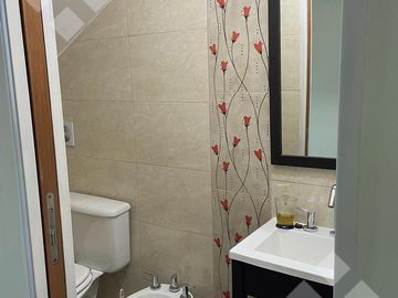 VENTA CASA CON DPTO CALLE ELORDI AL 600. Bº UNION RESIDENCIAL PLOTTIER NEUQUEN