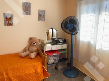 VENTA CASA CON DPTO CALLE ELORDI AL 600. Bº UNION RESIDENCIAL PLOTTIER NEUQUEN