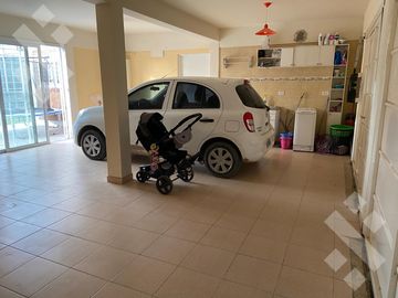 VENTA CASA CON DPTO CALLE ELORDI AL 600. Bº UNION RESIDENCIAL PLOTTIER NEUQUEN