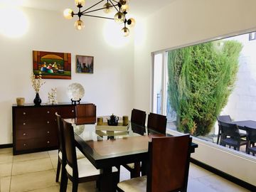 Venta casa Guayllabamba Quito. En urbanización * JA