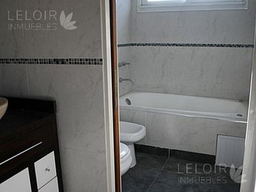 3 DORM | MARTIN CASTRO al 2300