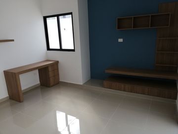 Casa (E) en Venta en Albarella