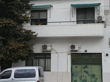 PH en venta - 3 Dormitorios 3 Baños - Barracas