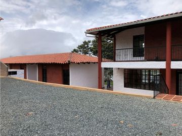 FINCA EN VENTA LAGO CALIMA DARIEN EN CONDOMINIO