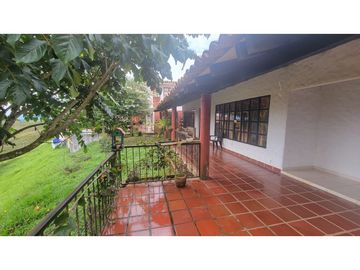 FINCA EN VENTA LAGO CALIMA DARIEN EN CONDOMINIO
